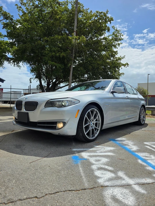 2011 BMW F10 550i & M550d Sedan - Image 7 of 31
