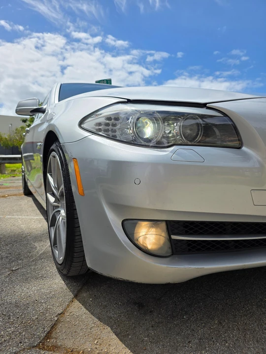 2011 BMW F10 550i & M550d Sedan - Image 14 of 31