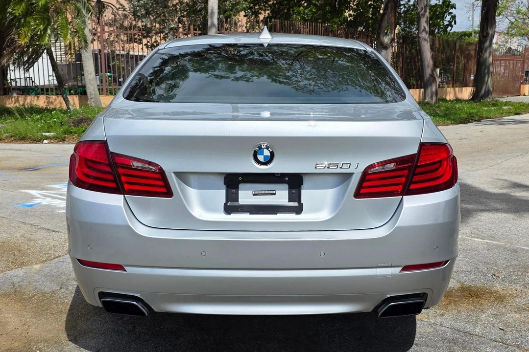 2011 BMW F10 550i & M550d Sedan - Image 5 of 31