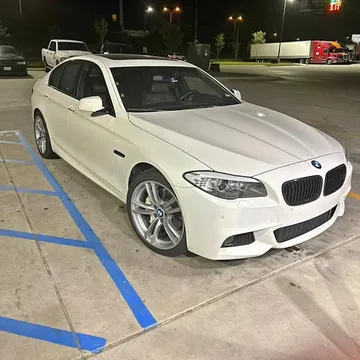 2011 BMW M5