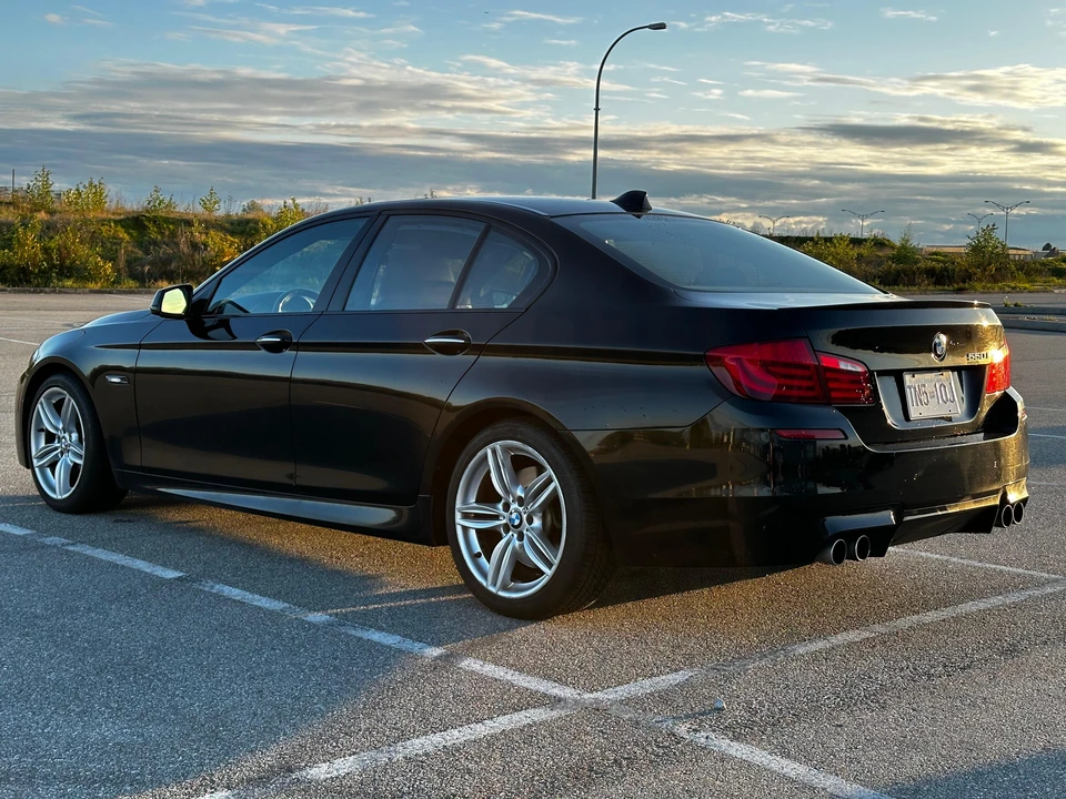 2011 BMW F10 550i & M550d Sedan - Image 20 of 31