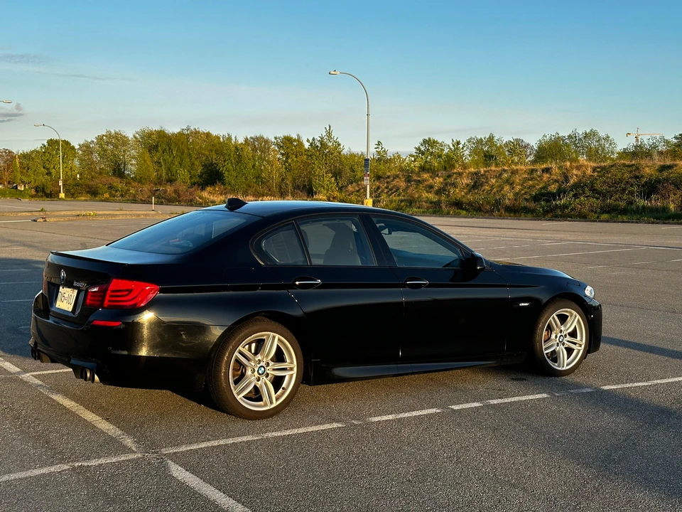 2011 BMW F10 550i & M550d Sedan - Image 28 of 31