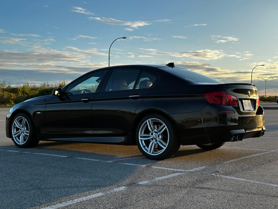 2011 BMW F10 550i & M550d Sedan - Image 17 of 31