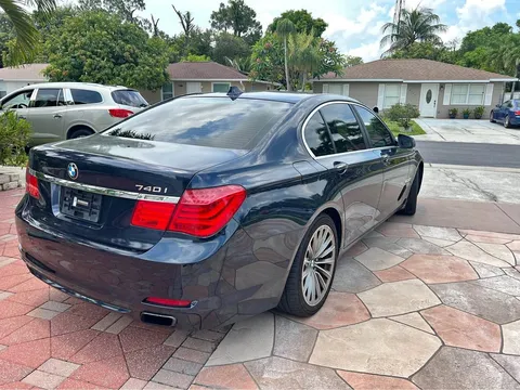 2011 BMW 7 Series 740i Sedan 4D