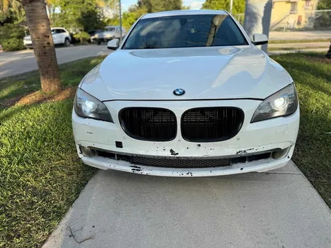 2011 BMW 7 Series 750Li Sedan 4D