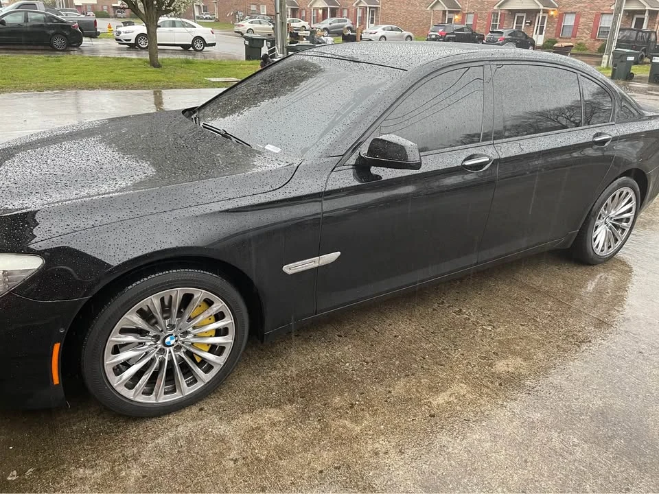 2011 BMW 7 Series - Image 6 of 7