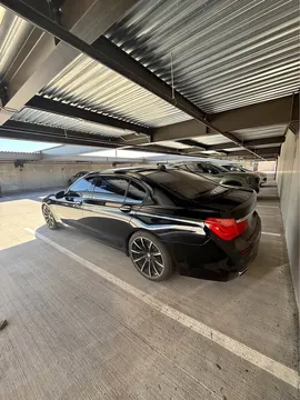 2011 BMW 750Li xDrive
