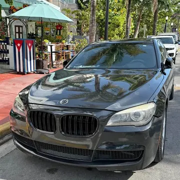 2011 BMW 7 Series 750i Sedan 4D