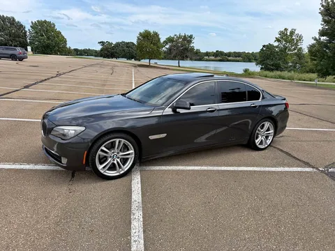 2011 BMW 7 Series 750i xDrive Sedan 4D