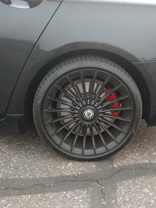 2011 BMW Alpina B7 - Image 14 of 21