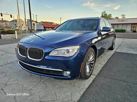 2011 BMW 7 Series 740Li Sedan