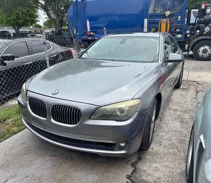 2011 BMW 7 Series 740i Sedan