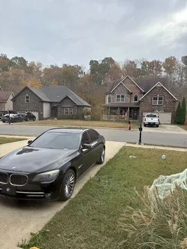 2011 BMW 750Li Sedan