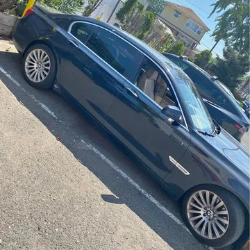 2011 BMW 750Li xDrive