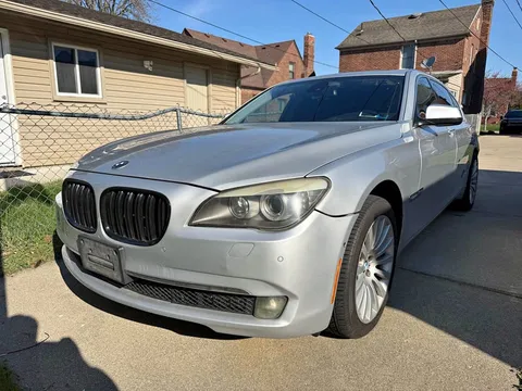 2011 BMW 750Li xDrive Sedan