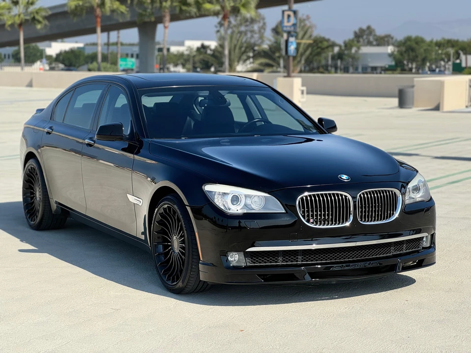 2011 BMW F01/F02 7 Series - Image 28 of 31
