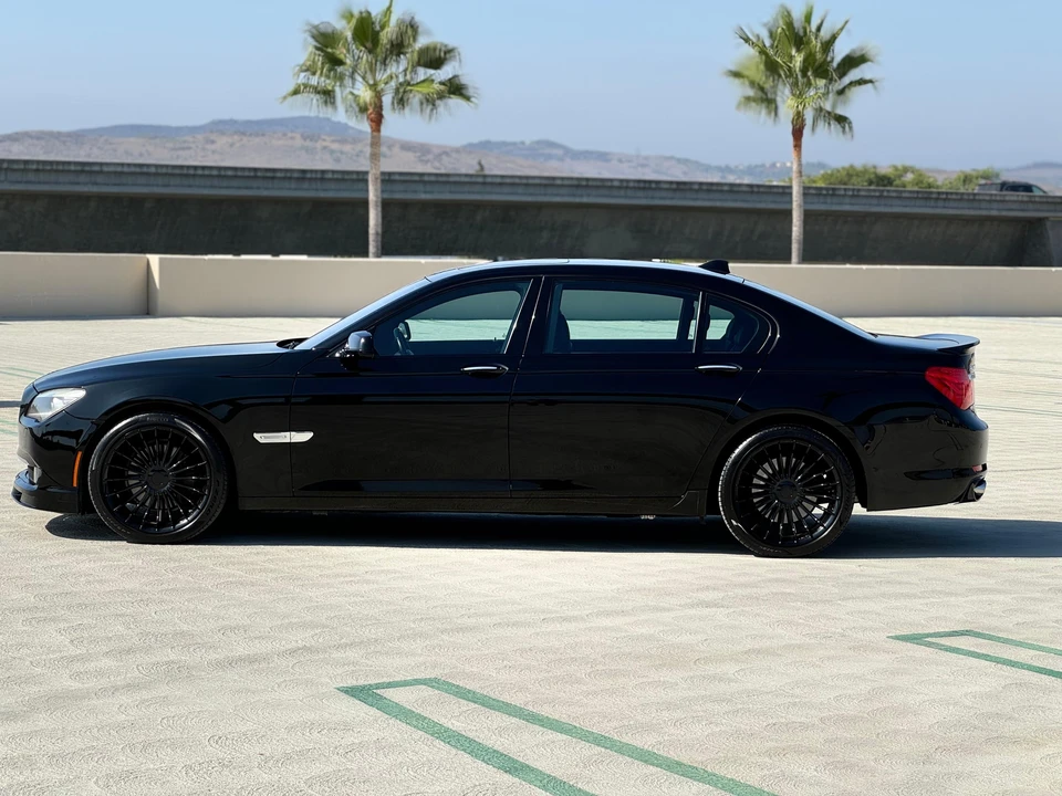 2011 BMW F01/F02 7 Series - Image 15 of 31