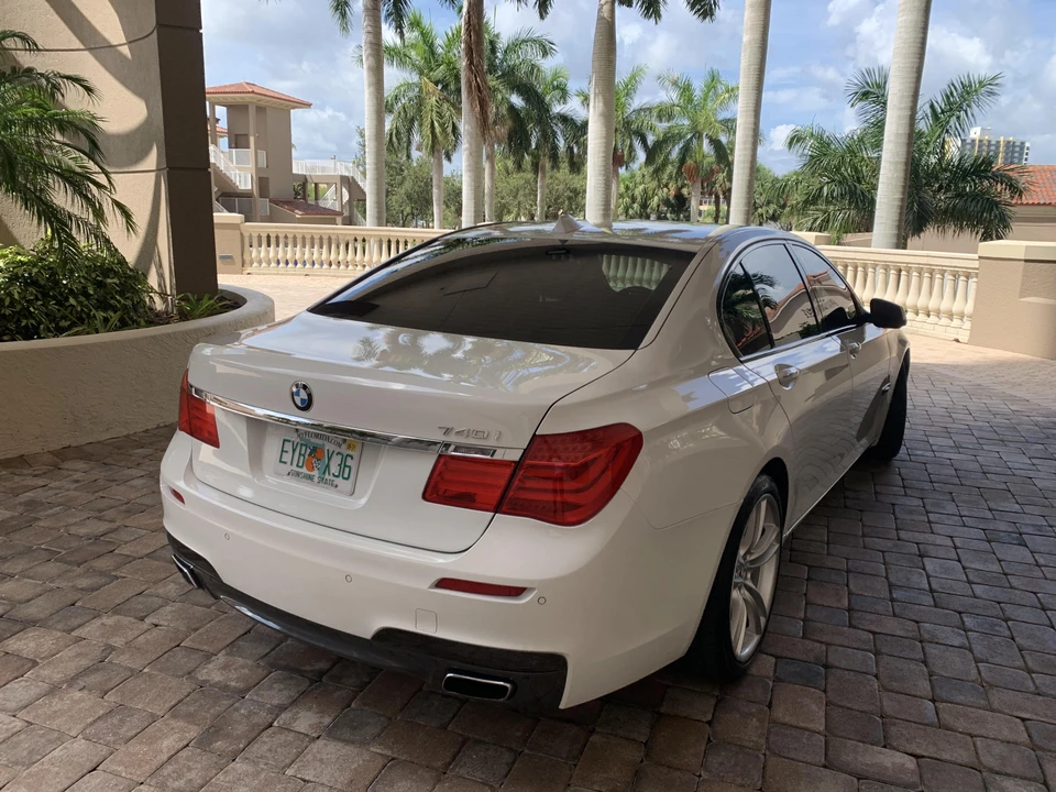 2011 BMW F01/F02 7 Series - Image 11 of 31