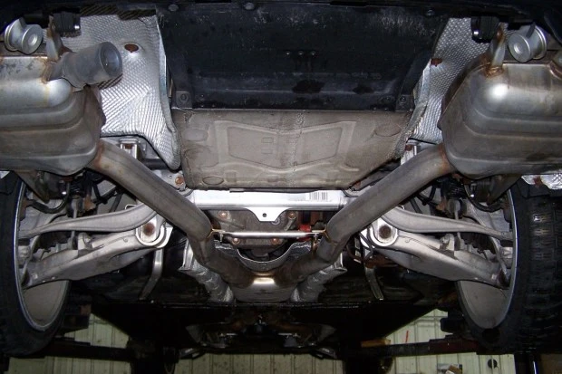2011 BMW F01/F02 750i & 760Li Sedan - Image 7 of 7