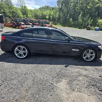 2011 BMW 750i xDrive M Package