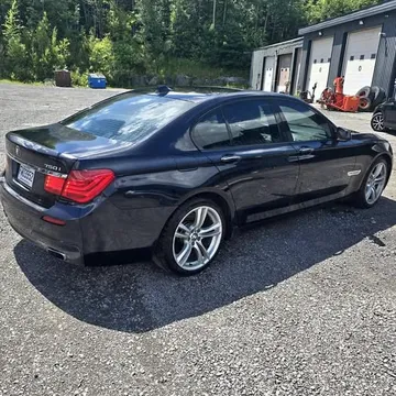 2011 BMW 750ix M Package