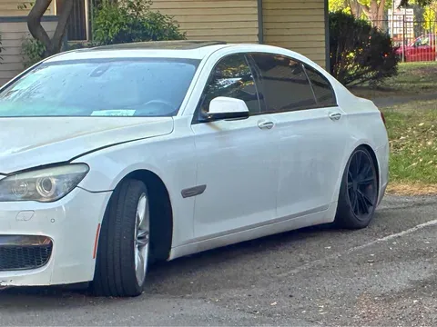 2011 BMW 750i