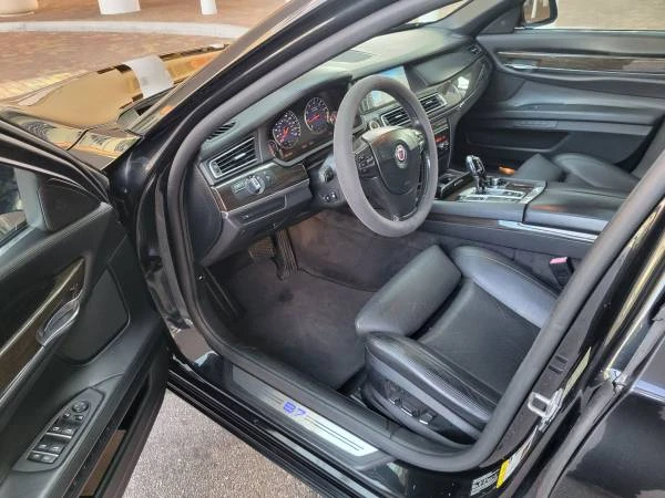 2011 BMW Alpina B7 - Image 19 of 21