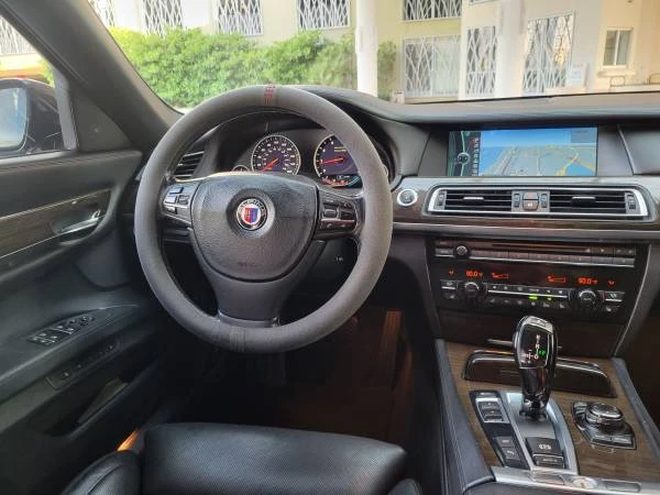 2011 BMW Alpina B7 - Image 17 of 21