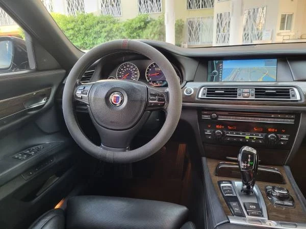 2011 BMW Alpina B7 - Image 17 of 21