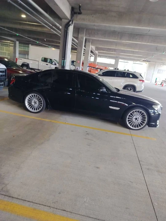 2011 BMW Alpina B7 - Image 9 of 9