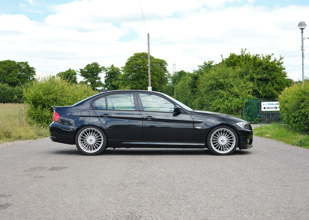2011 BMW Alpina B3 - Image 9 of 31