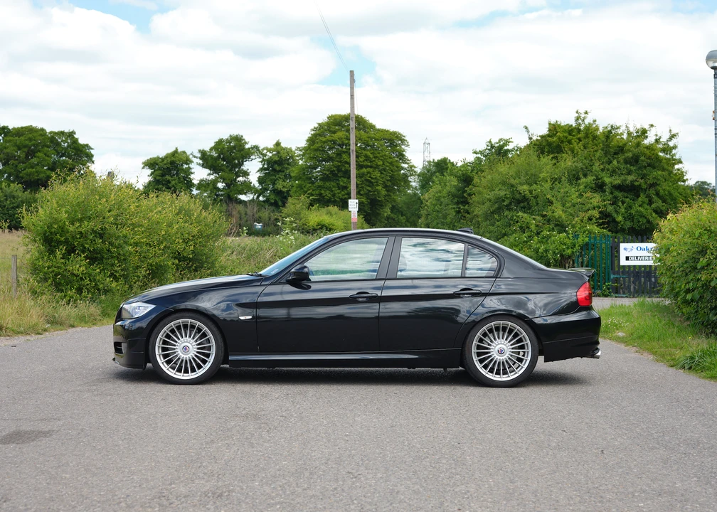 2011 BMW Alpina B3 - Image 5 of 31