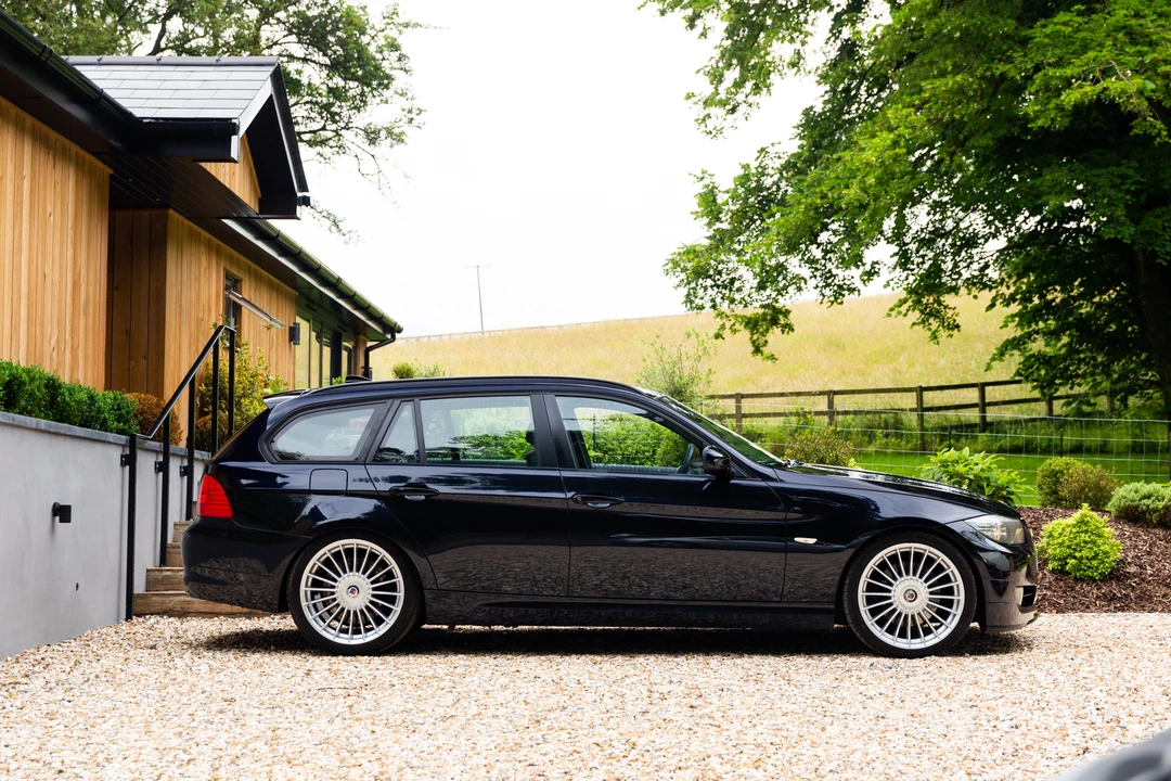 2011 BMW Alpina B3 - Image 9 of 31