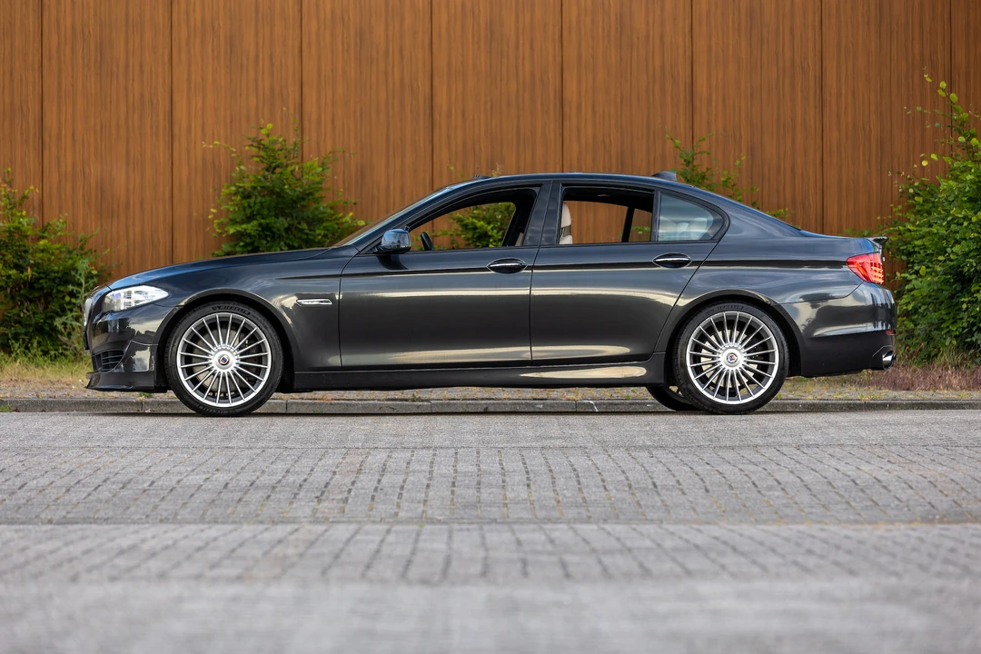2011 BMW Alpina B5 - Image 13 of 31