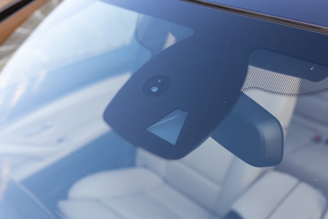 2011 BMW Alpina B5 - Image 23 of 31