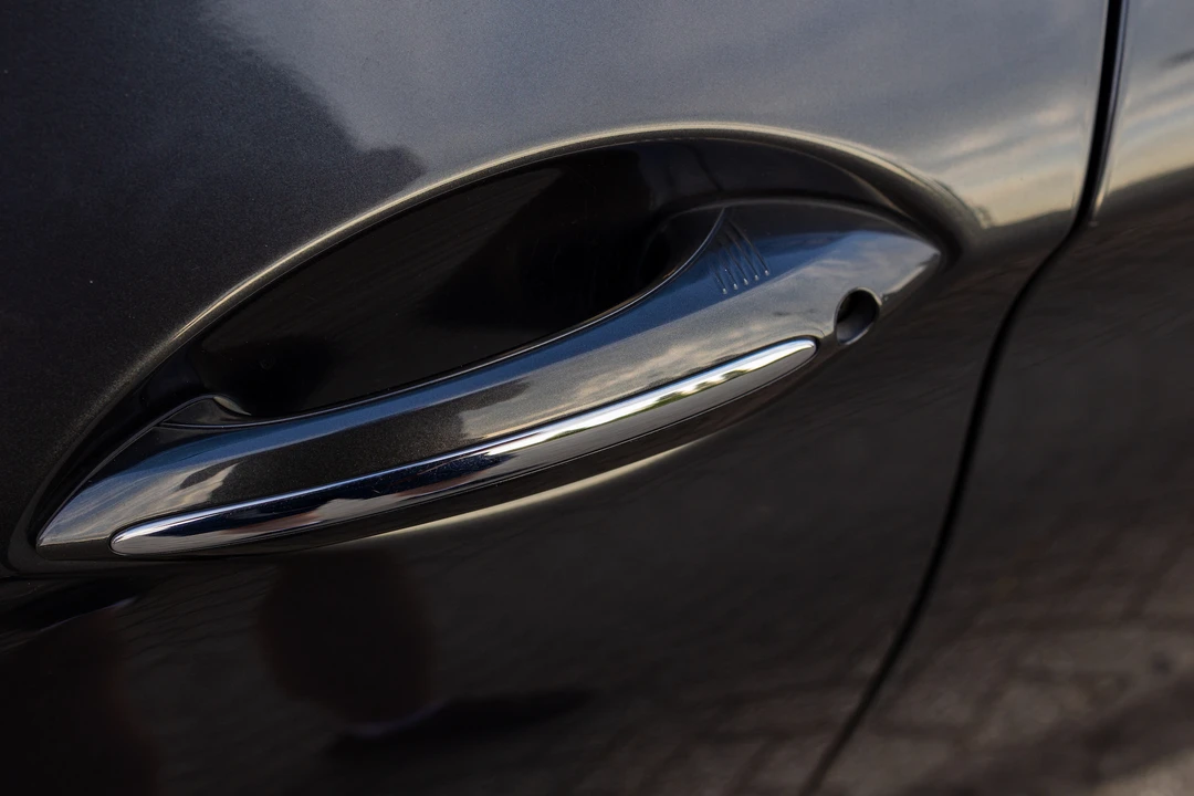 2011 BMW Alpina B5 - Image 25 of 31