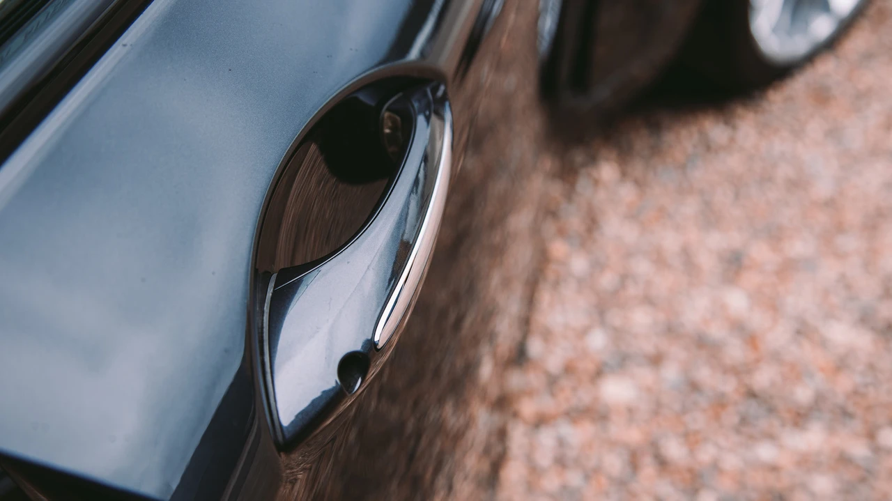 2011 BMW Alpina B5 - Image 28 of 31