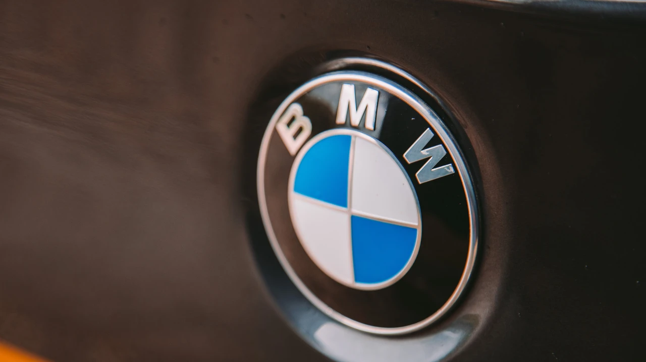 2011 BMW Alpina B5 - Image 29 of 31