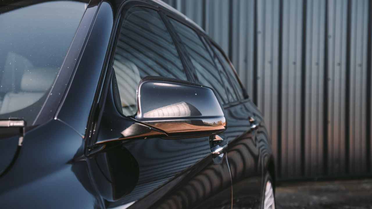 2011 BMW Alpina B5 - Image 30 of 31