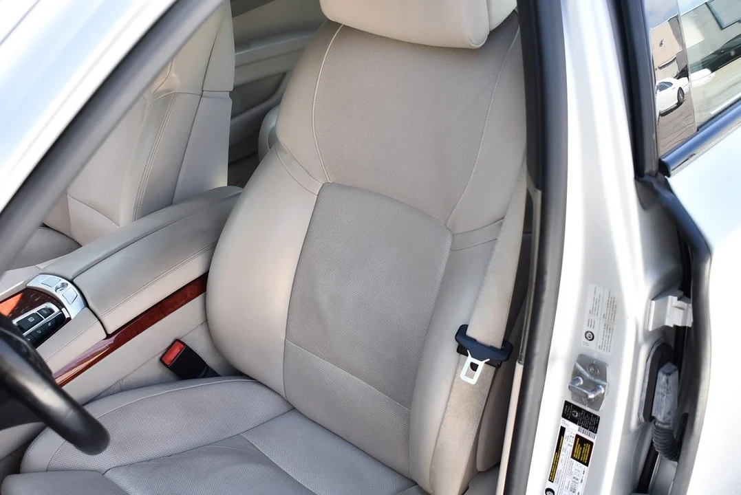 2011 BMW Alpina B7 - Image 31 of 31