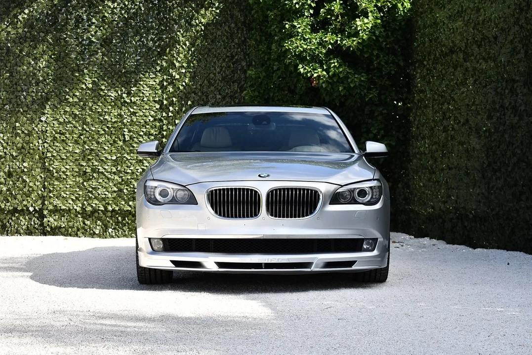 2011 BMW Alpina B7 - Image 2 of 31