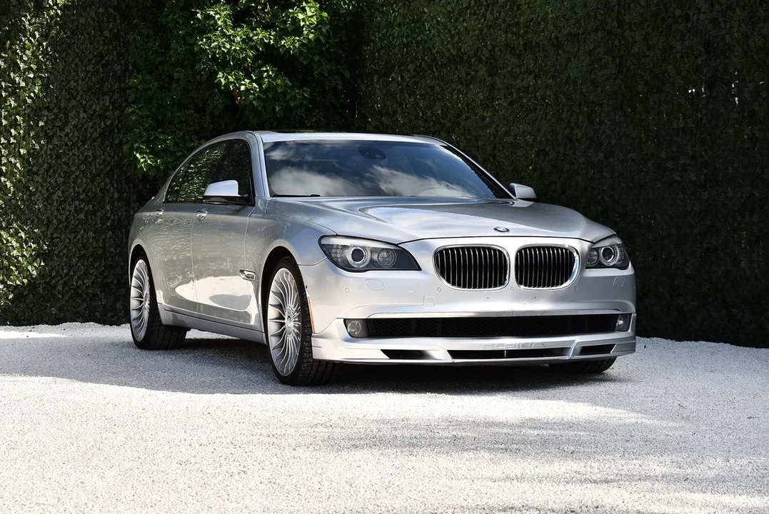 2011 BMW Alpina B7 - Image 3 of 31