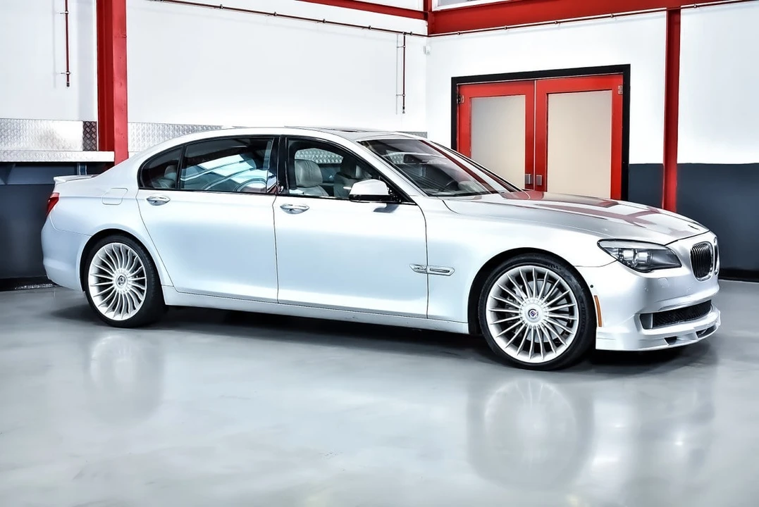2011 BMW Alpina B7 - Image 8 of 30
