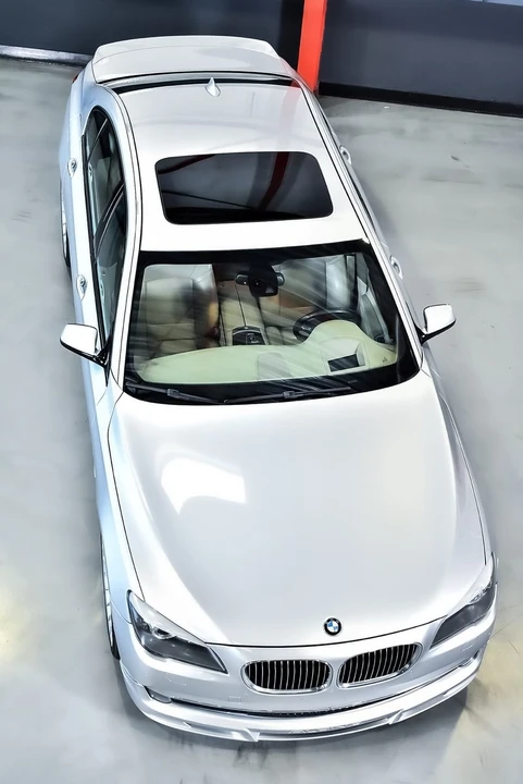 2011 BMW Alpina B7 - Image 12 of 30
