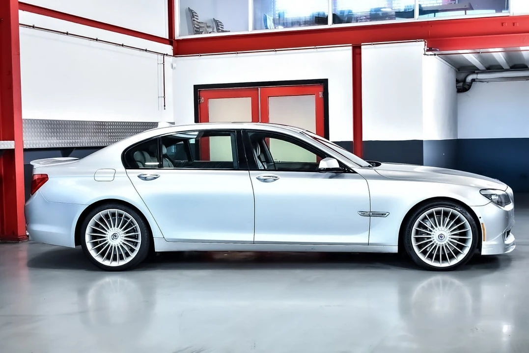 2011 BMW Alpina B7 - Image 10 of 30
