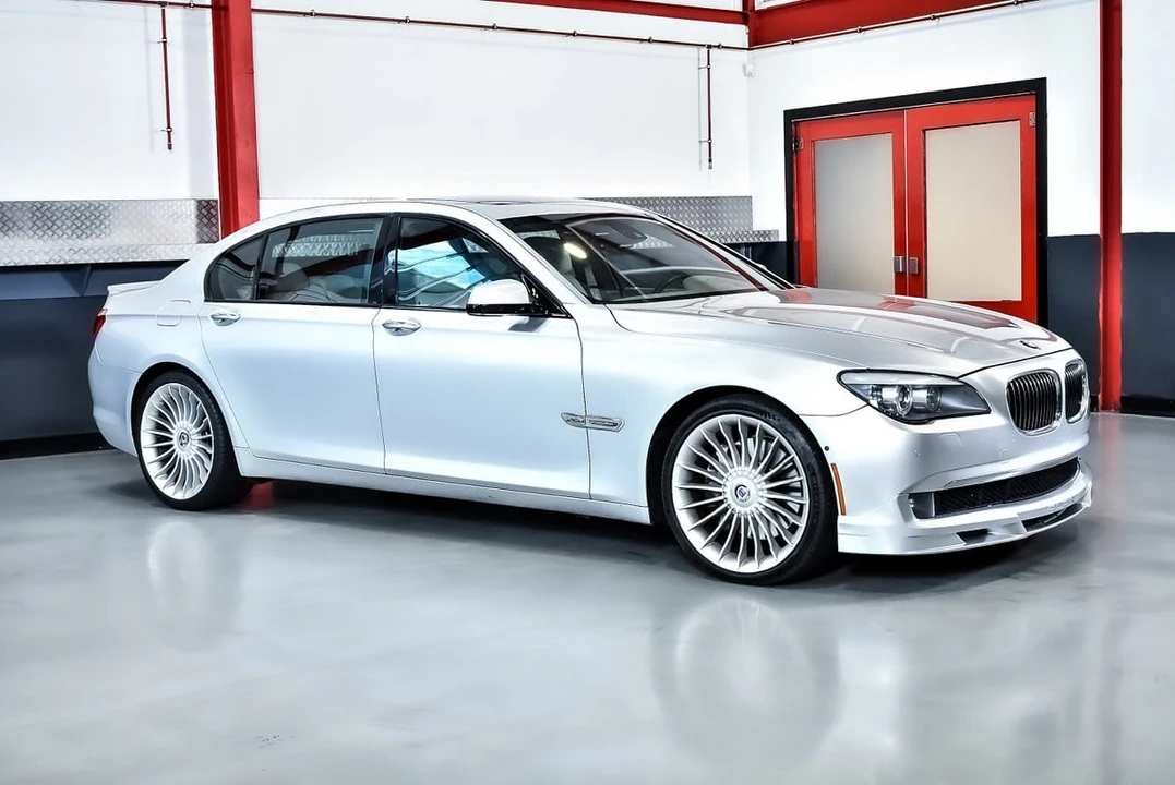 2011 BMW Alpina B7 - Image 7 of 30