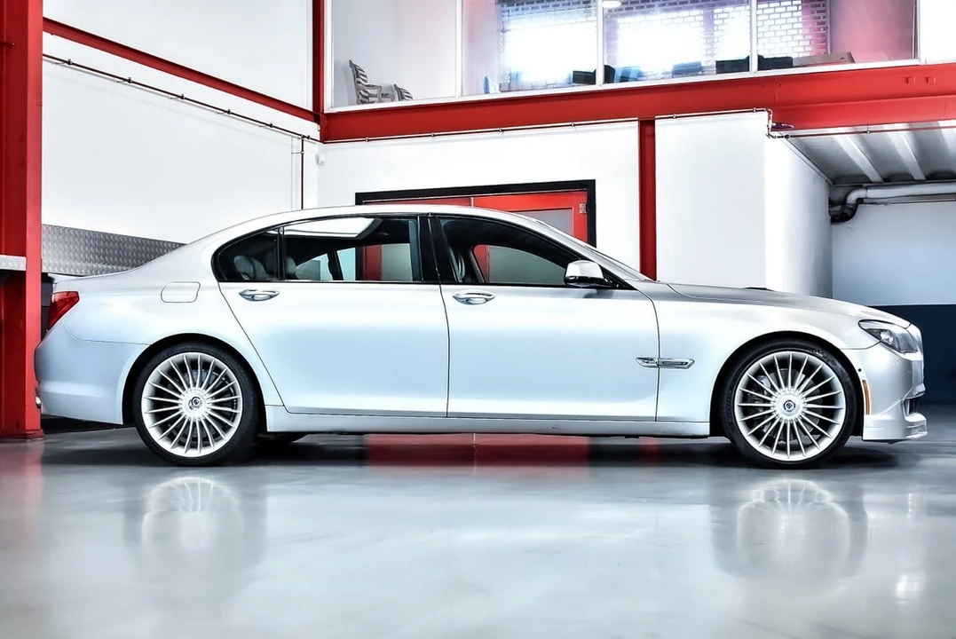 2011 BMW Alpina B7 - Image 11 of 30