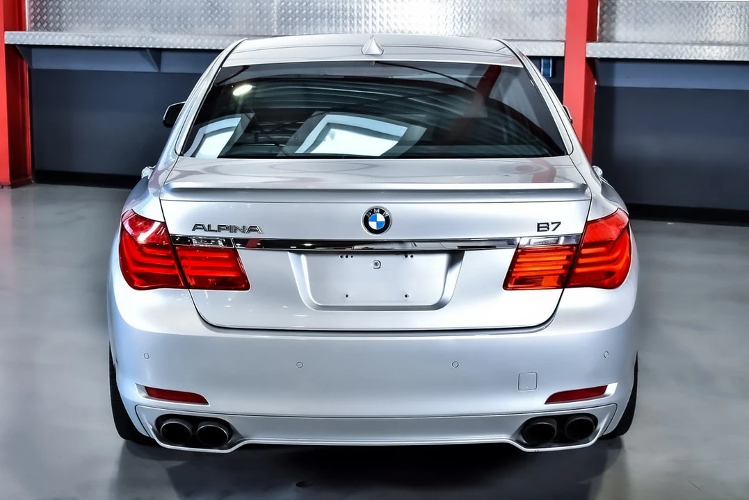 2011 BMW Alpina B7 - Image 19 of 30