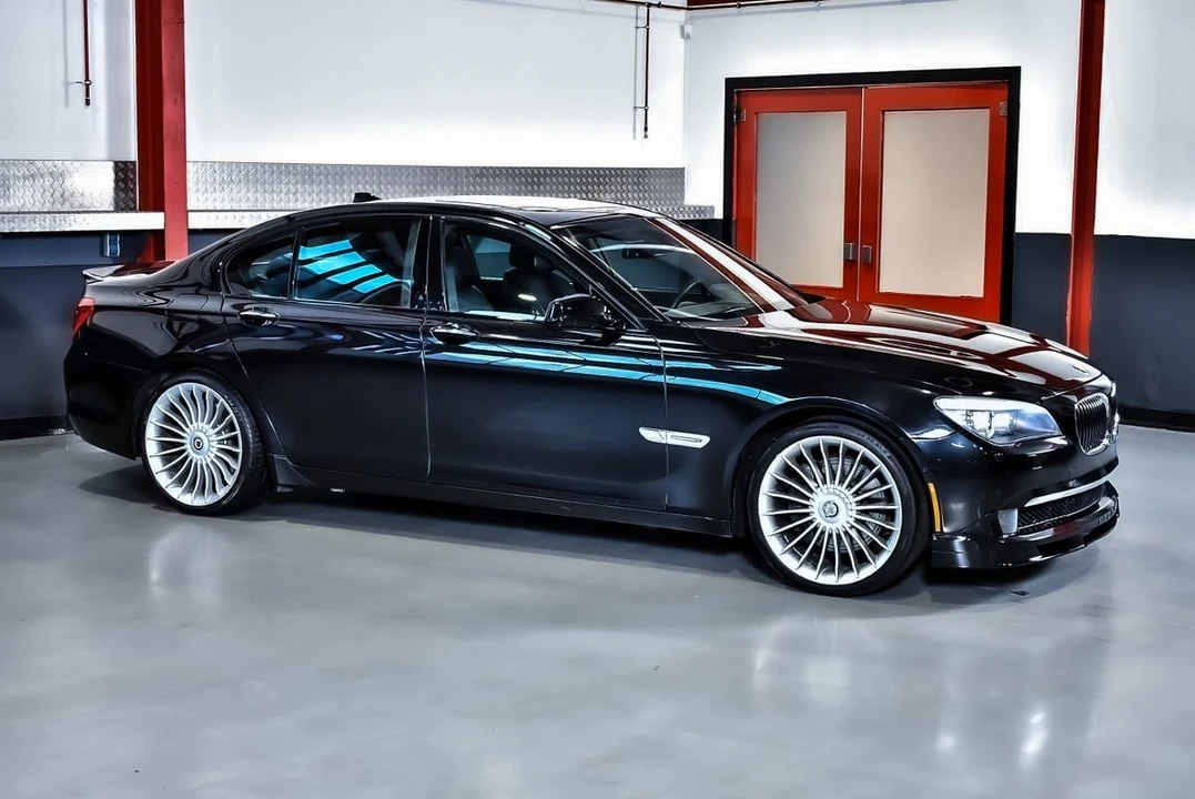 2011 BMW Alpina B7 - Image 13 of 31