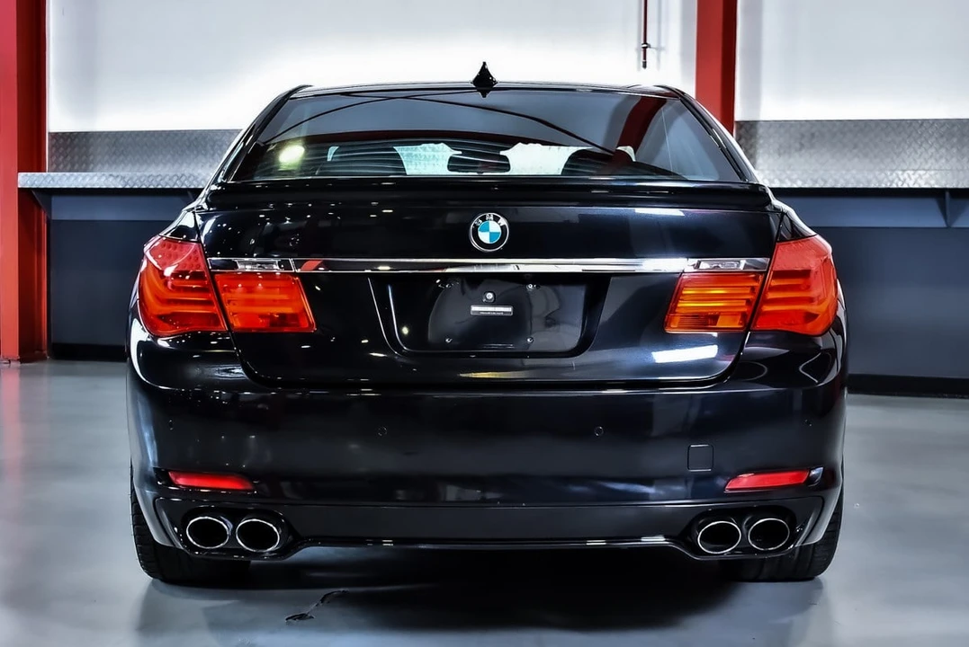 2011 BMW Alpina B7 - Image 21 of 31